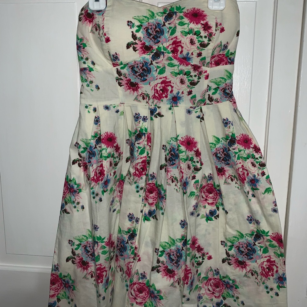 Adorable Easter dress!